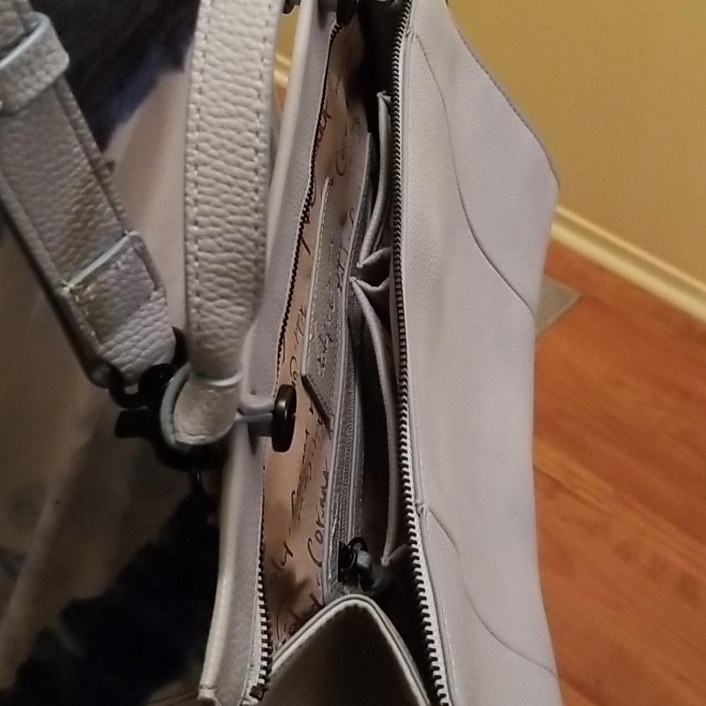 Handbag - Picture 3 of 3